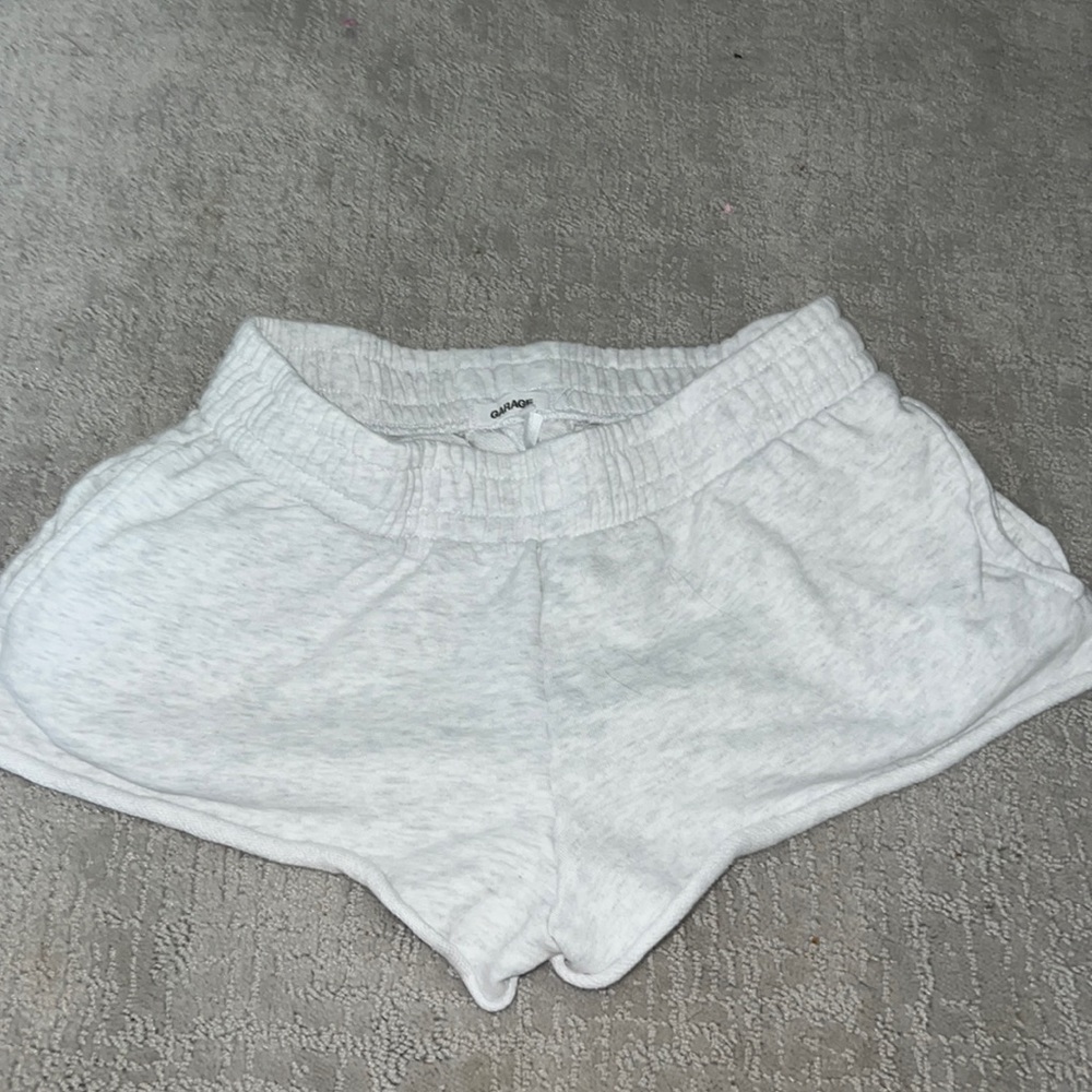 Garage grey shorts